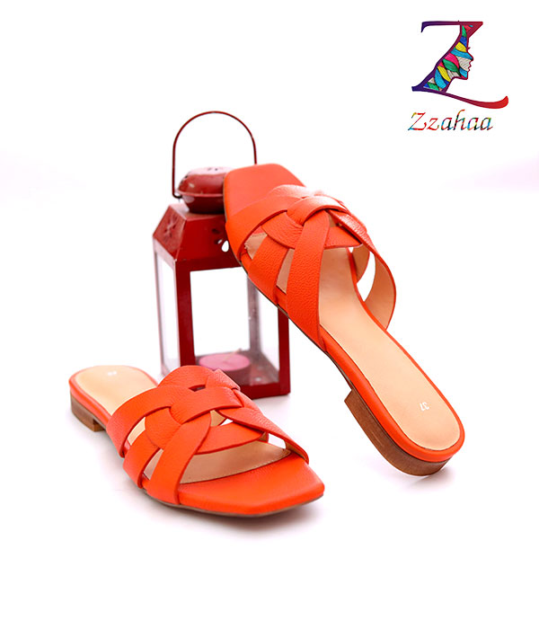 ZZAHAA ORANGE COW MINI SABRIN LEATHER SANDAL