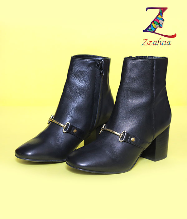 BLACK ANKEL LENGHTH 100% LEATHER BOOT